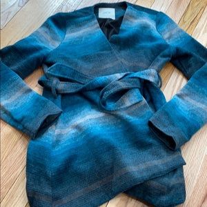 JACK Tie Sweater Size Small